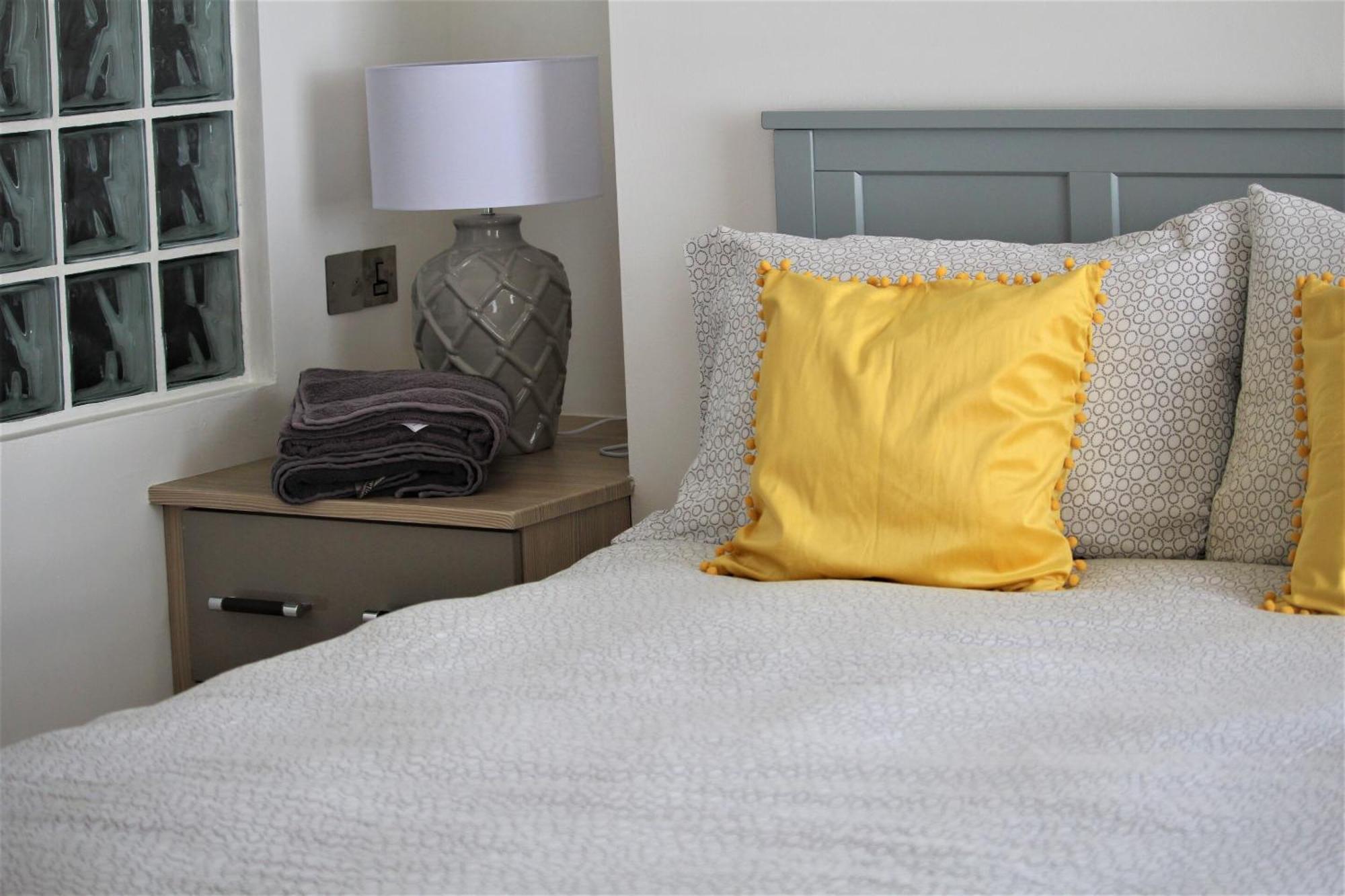 Warwick House - Stunning House With Terrace And Sea Views, Sleeps 11 Villa เวอร์ทิง ภายนอก รูปภาพ