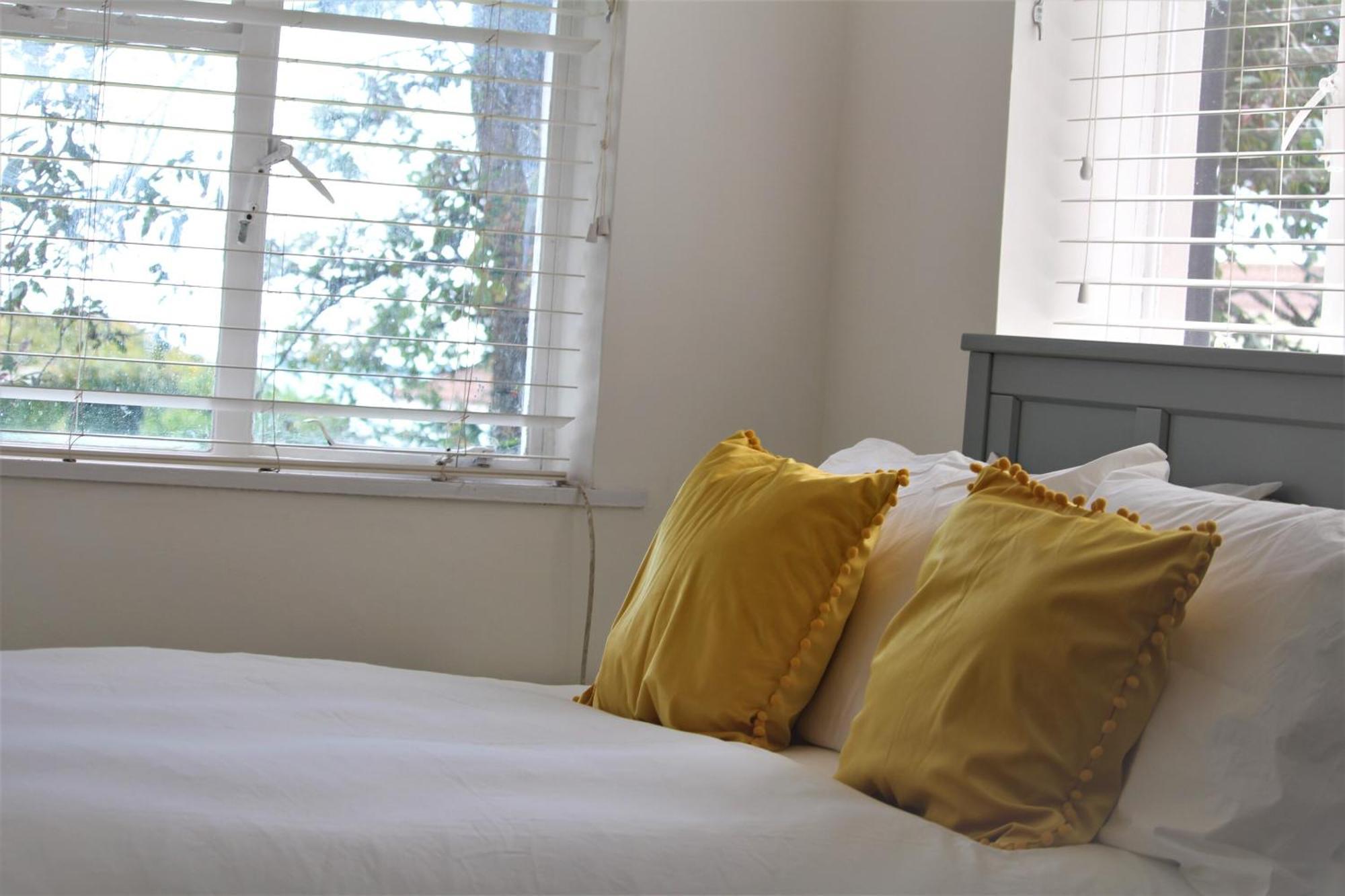 Warwick House - Stunning House With Terrace And Sea Views, Sleeps 11 Villa เวอร์ทิง ภายนอก รูปภาพ