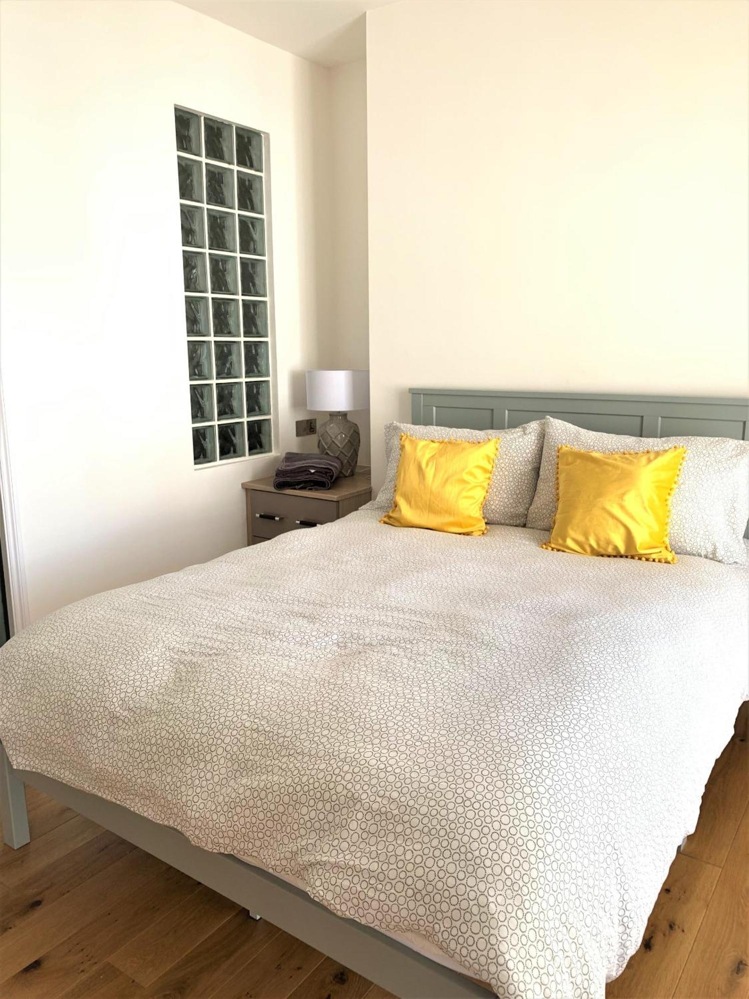 Warwick House - Stunning House With Terrace And Sea Views, Sleeps 11 Villa เวอร์ทิง ภายนอก รูปภาพ